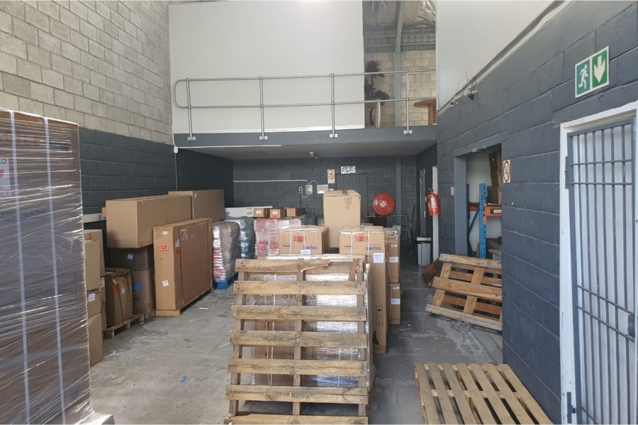 To Let commercial Property for Rent in Walmer Eastern Cape
